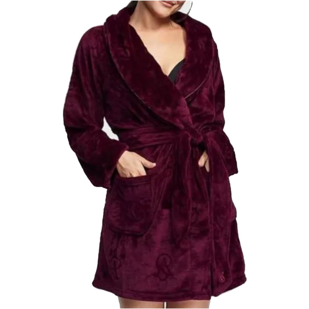 NWT Victoria’s Secret Women's Plush Burgundy Robe